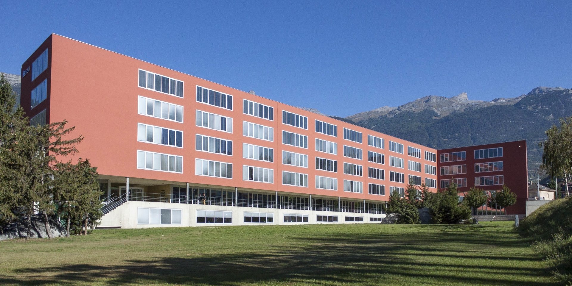 Campus_Bellevue_HES-SO_Valais_Wallis_Sierre.jpg